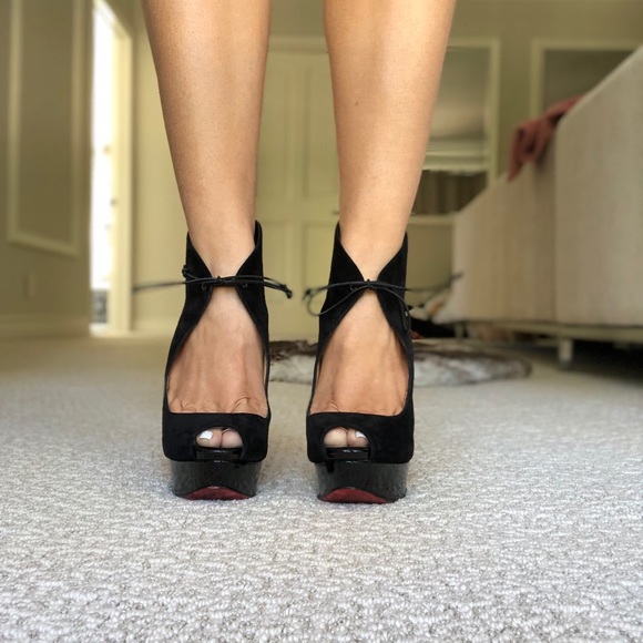 Campanina Louboutin platform heels - Picture 3 of 5